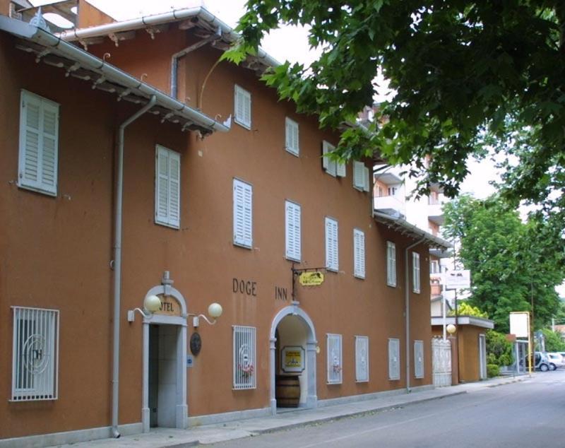 Doge Inn Ronchi dei Legionari Kültér fotó